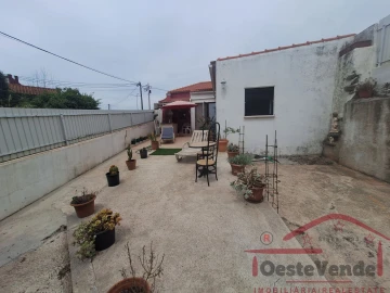 Moradia T3 para Venda em Lamas e Cercal