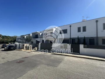 Moradia T3 para Venda em Alcabideche