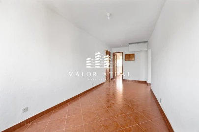 Apartamento T2 para Venda em Benfica
