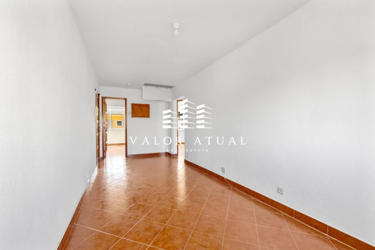 Apartamento T2 para Venda em Benfica Foto 10
