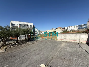 Terreno para Venda em Sesimbra (Castelo)