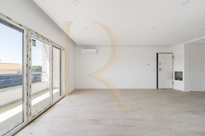 Apartamento T3 para Venda em Seixal, Arrentela e Aldeia de Paio Pires