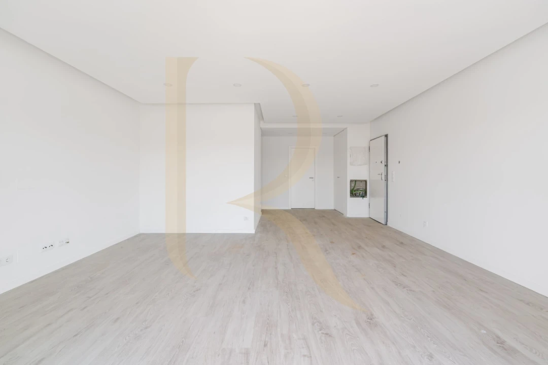 Apartamento T3 para Venda em Seixal, Arrentela e Aldeia de Paio Pires Foto 2