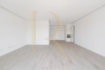 Apartamento T3 para Venda em Seixal, Arrentela e Aldeia de Paio Pires