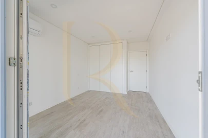Apartamento T3 para Venda em Seixal, Arrentela e Aldeia de Paio Pires