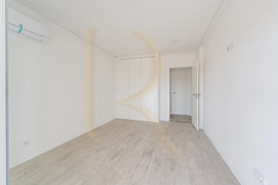 Apartamento T3 para Venda em Seixal, Arrentela e Aldeia de Paio Pires