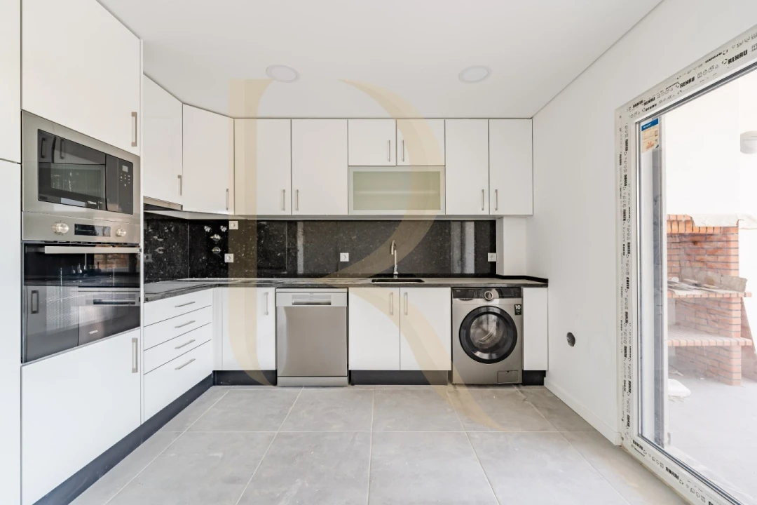 Apartamento T3 para Venda em Seixal, Arrentela e Aldeia de Paio Pires Foto 6