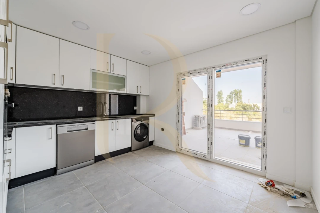 Apartamento T3 para Venda em Seixal, Arrentela e Aldeia de Paio Pires Foto 7