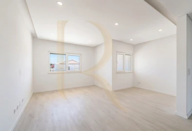 Apartamento T3 para Venda em Seixal, Arrentela e Aldeia de Paio Pires