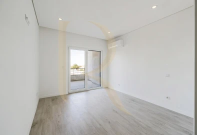 Apartamento T3 para Venda em Seixal, Arrentela e Aldeia de Paio Pires