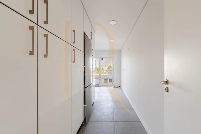 Apartamento T3 para Venda em Seixal, Arrentela e Aldeia de Paio Pires Foto 9