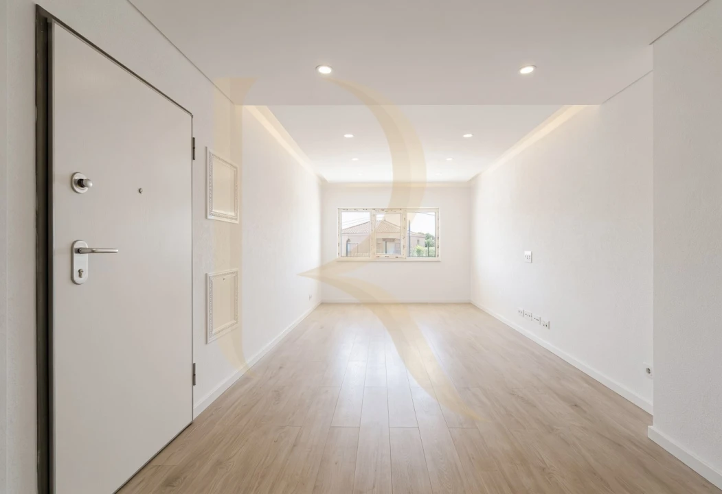 Apartamento T3 para Venda em Seixal, Arrentela e Aldeia de Paio Pires Foto 10