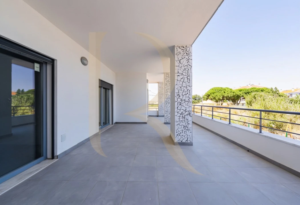Apartamento T3 para Venda em Seixal, Arrentela e Aldeia de Paio Pires Foto 16