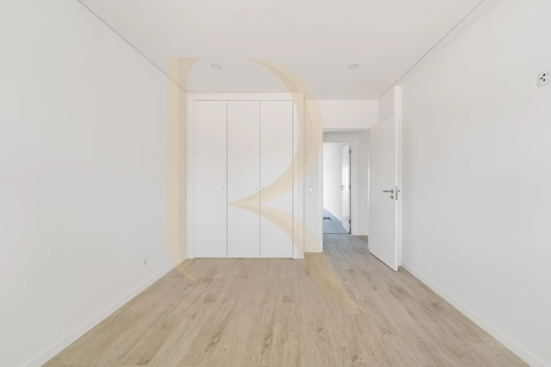 Apartamento T3 para Venda em Seixal, Arrentela e Aldeia de Paio Pires Foto 24