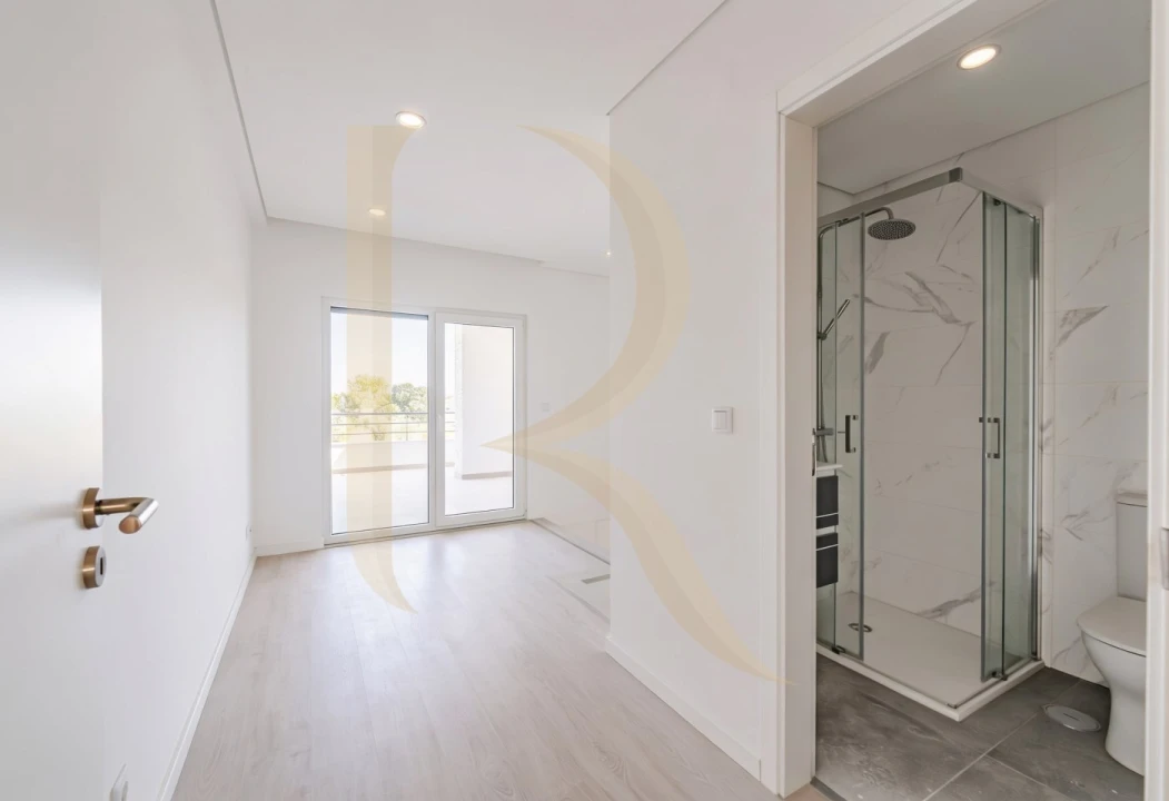 Apartamento T3 para Venda em Seixal, Arrentela e Aldeia de Paio Pires Foto 29
