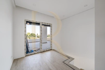Apartamento T3 para Venda em Seixal, Arrentela e Aldeia de Paio Pires