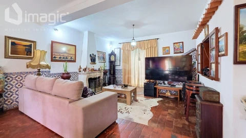Moradia T7 para Venda em Mafra
