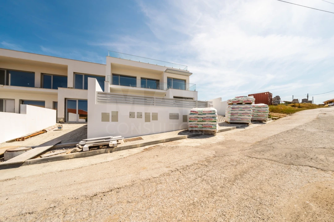 Moradia T3 para Venda em Lourinhã e Atalaia Foto 10