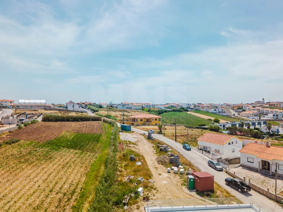 Moradia T3 para Venda em Lourinhã e Atalaia Foto 8