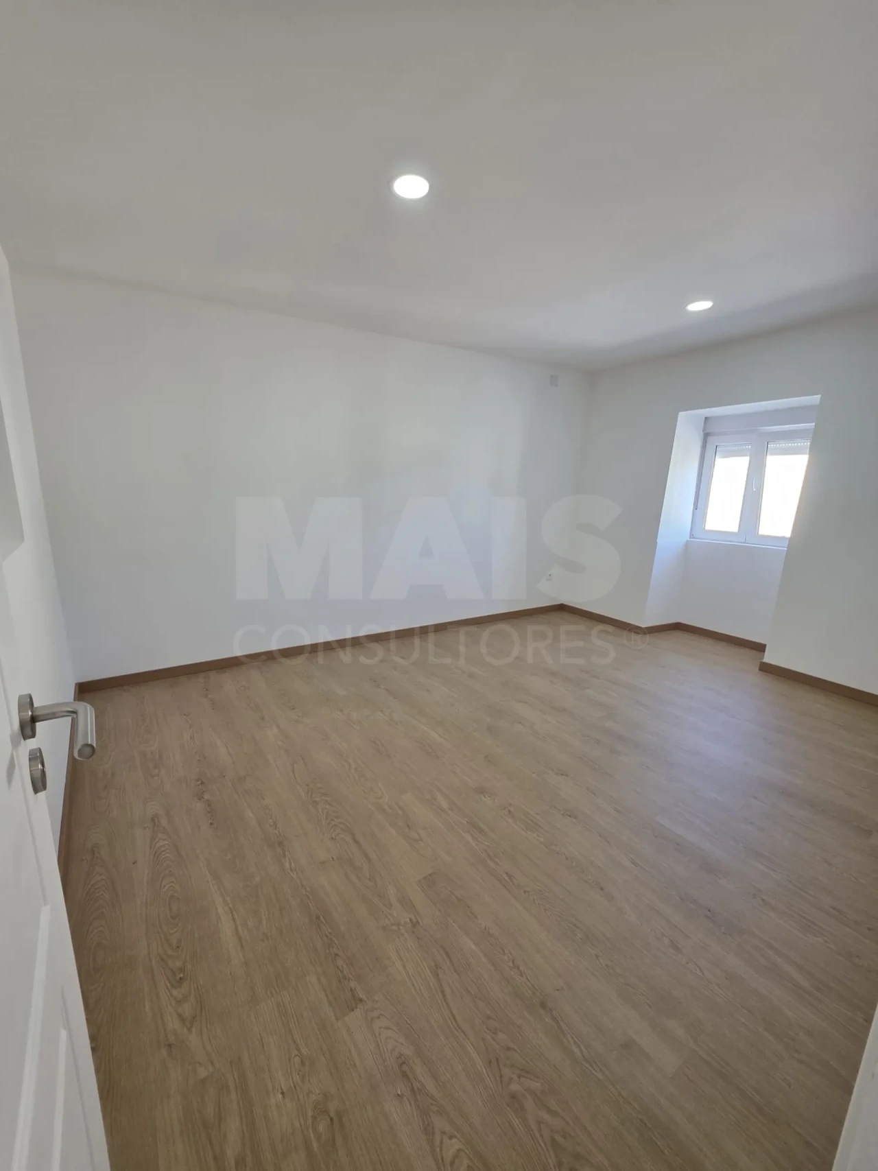 Moradia T2 para Venda em Lamas e Cercal Foto 2