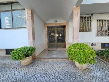 Apartamento T1 para Arrendamento em Cascais e Estoril