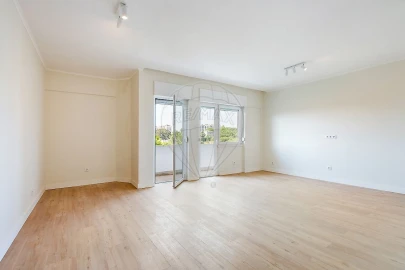 Apartamento T3 para Venda em Lumiar