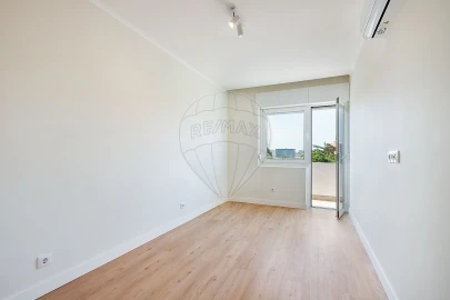 Apartamento T3 para Venda em Lumiar