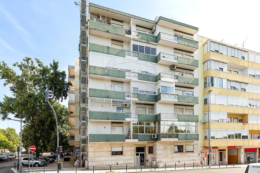 Apartamento T3 para Venda em Lumiar Foto 5