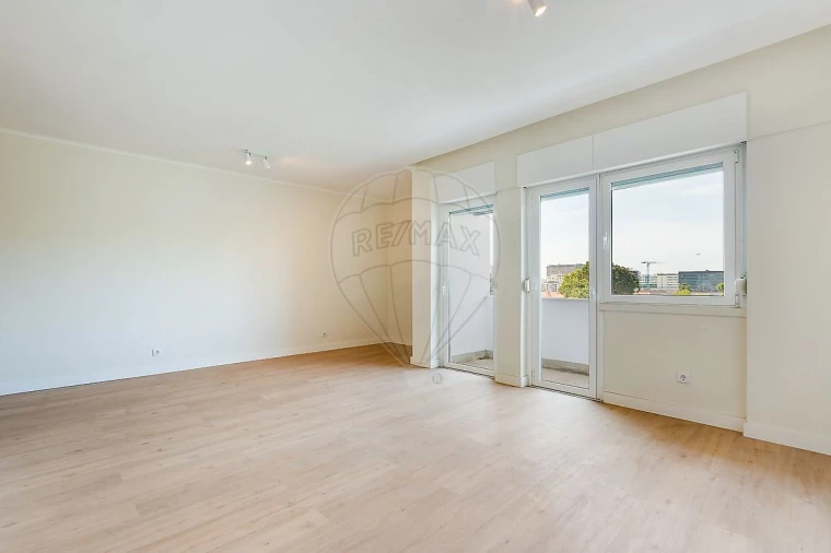 Apartamento T3 para Venda em Lumiar Foto 4