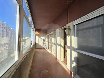 Apartamento T1 para Venda em Beato