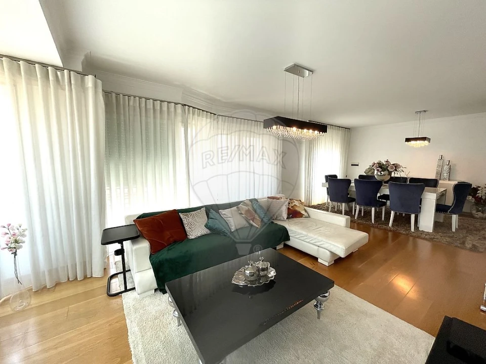 Apartamento T3 para Venda em Lumiar Foto 8
