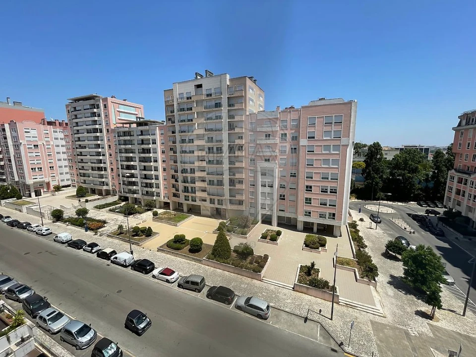 Apartamento T3 para Venda em Lumiar Foto 27
