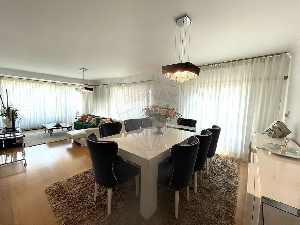 Apartamento T3 para Venda em Lumiar Foto 3