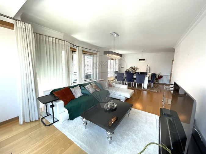 Apartamento T3 para Venda em Lumiar Foto 4