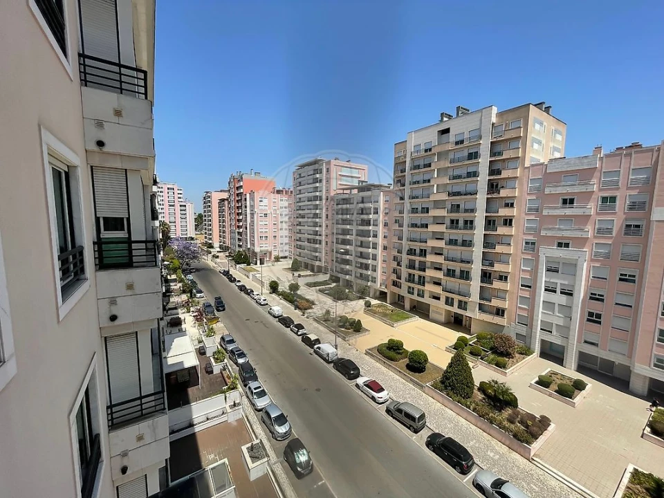 Apartamento T3 para Venda em Lumiar Foto 28