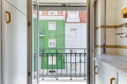 Apartamento T2 para Arrendamento em Campo de Ourique