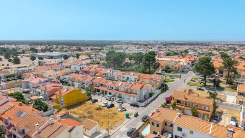 Moradia T3 para Venda em Azeitão (São Lourenço e São Simão)