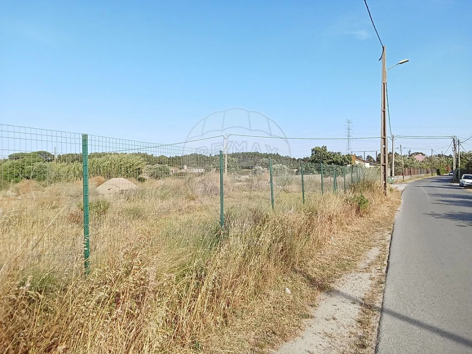 Terreno para Venda em Vila Franca de Xira Foto 3