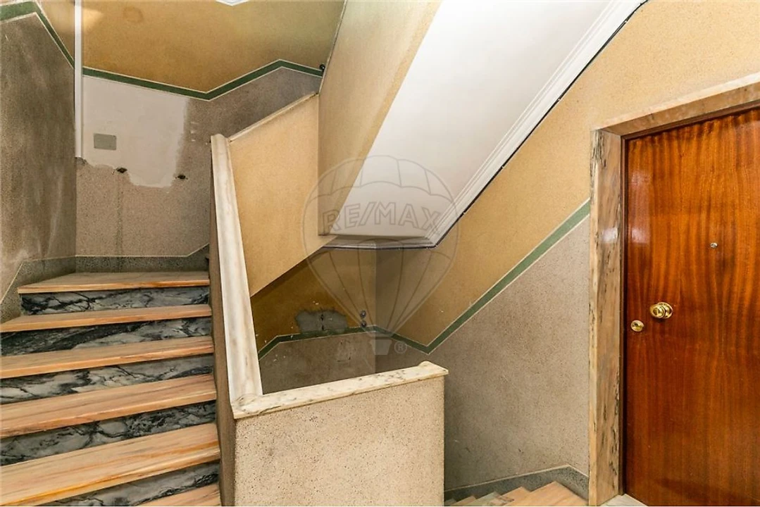 Apartamento T2 para Arrendamento em Benfica Foto 13