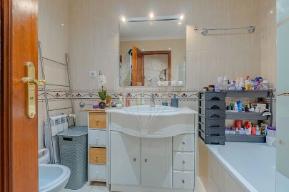 Apartamento T2 para Venda em Santa Marinha e São Pedro da Afurada