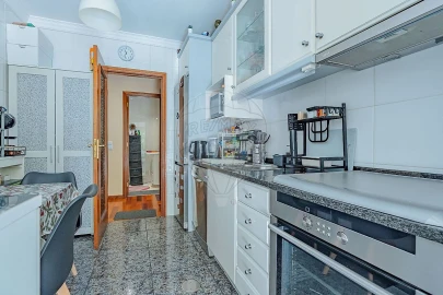 Apartamento T2 para Venda em Santa Marinha e São Pedro da Afurada