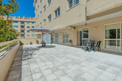 Apartamento T2 para Venda em Santa Marinha e São Pedro da Afurada