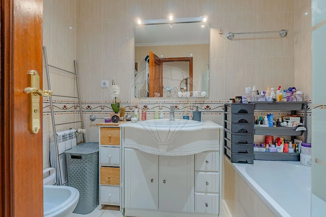 Apartamento T2 para Venda em Santa Marinha e São Pedro da Afurada Foto 17