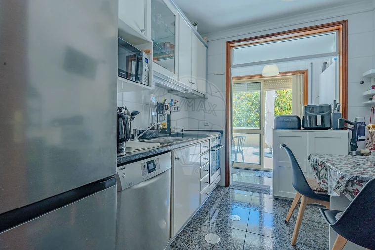 Apartamento T2 para Venda em Santa Marinha e São Pedro da Afurada Foto 8