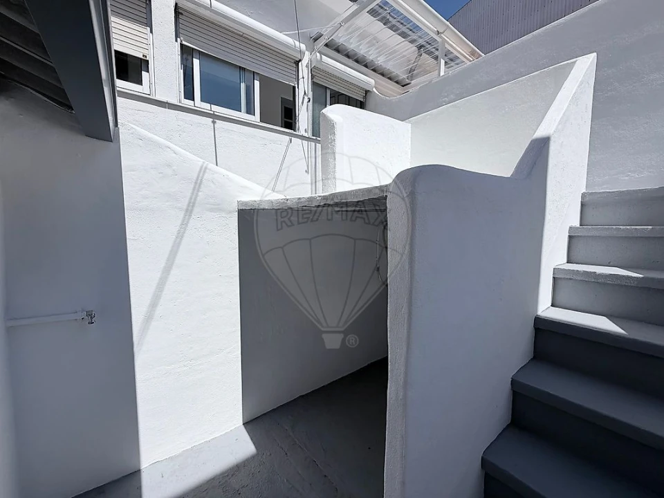 Apartamento T3 para Arrendamento em Mafamude e Vilar do Paraíso Foto 16