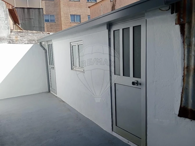 Apartamento T3 para Arrendamento em Mafamude e Vilar do Paraíso Foto 4