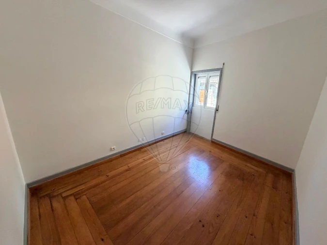 Apartamento T3 para Arrendamento em Mafamude e Vilar do Paraíso Foto 22