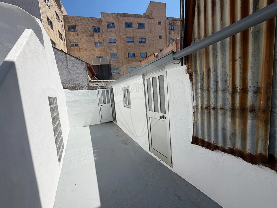 Apartamento T3 para Arrendamento em Mafamude e Vilar do Paraíso Foto 15