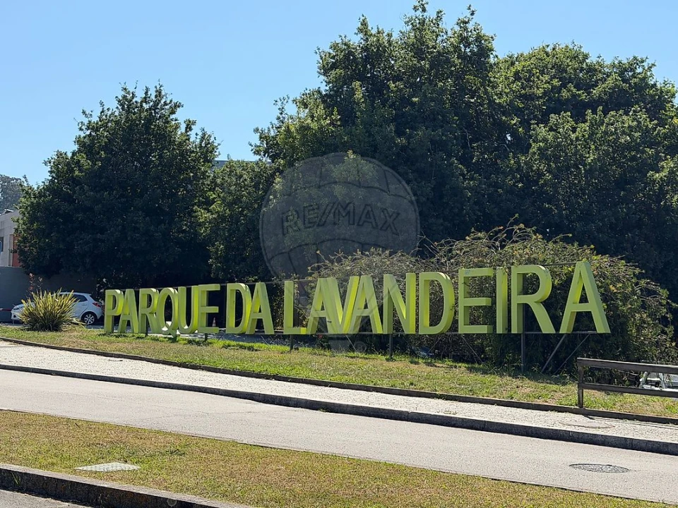 Apartamento T1 para Arrendamento em Oliveira do Douro Foto 15