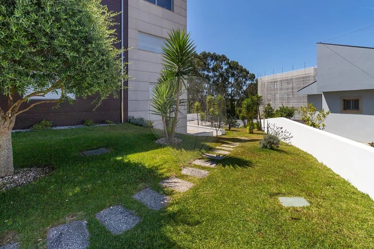 Apartamento T3 para Venda em Canidelo Foto 34